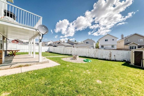 125 Coral Springs Bay Ne, Calgary, AB - Outdoor
