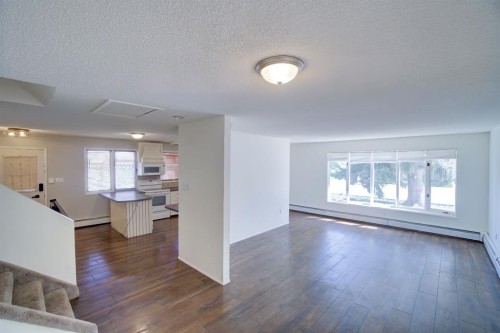 664 49 Avenue West, Claresholm, AB - Indoor