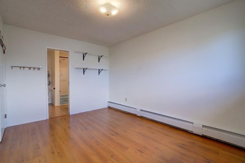 664 49 Avenue West, Claresholm, AB - Indoor Photo Showing Other Room