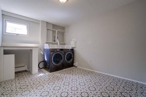 664 49 Avenue West, Claresholm, AB - Indoor Photo Showing Laundry Room