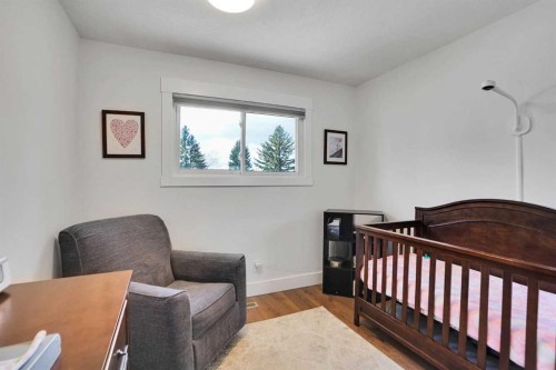 5702 Brenner Crescent Nw, Calgary, AB - Indoor Photo Showing Bedroom