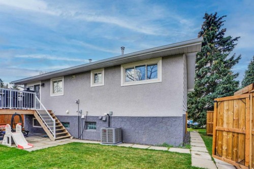 5702 Brenner Crescent Nw, Calgary, AB - Outdoor With Deck Patio Veranda