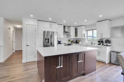 5702 Brenner Crescent Nw, Calgary, AB - Indoor Photo Showing Kitchen With Stainless Steel Kitchen With Upgraded Kitchen