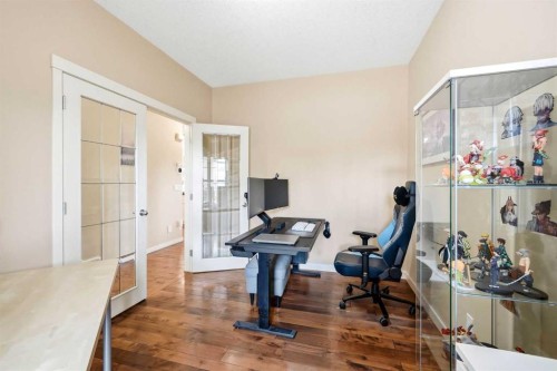 7942 Cougar Ridge Avenue Sw, Calgary, AB - Indoor Photo Showing Office