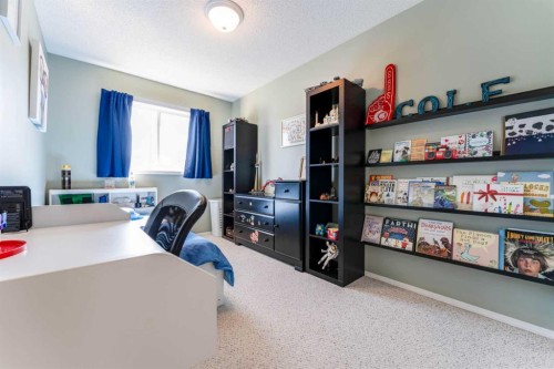 198 Somerside Park Sw, Calgary, AB - Indoor Photo Showing Office