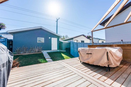 198 Somerside Park Sw, Calgary, AB - Outdoor With Deck Patio Veranda With Exterior