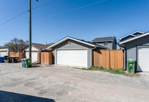 198 Somerside Park Sw, Calgary, AB - Outdoor With Exterior