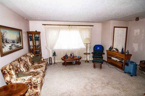 3403 19 Street Nw, Calgary, AB 