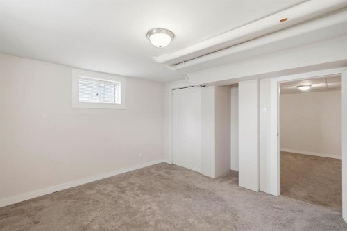 5212 Terry Road Nw, Calgary, AB - Indoor Photo Showing Other Room