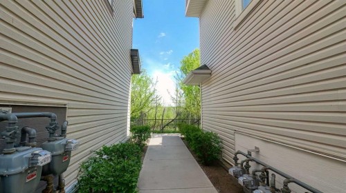54 New Brighton Point Se, Calgary, AB - Outdoor With Exterior