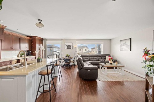 19 Covemeadow Crescent Ne, Calgary, AB - Indoor
