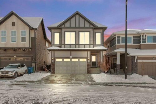 492 Chinook Gate Square Sw, Airdrie, AB - Outdoor With Facade
