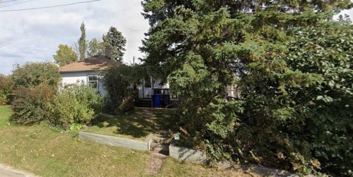 2301 20 Avenue North, Bowden, AB - Outdoor