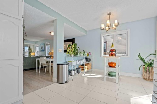 63 Falmere Way Ne, Calgary, AB - Indoor