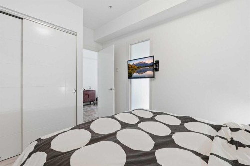 --89 34 Avenue Sw, Calgary, AB - Indoor Photo Showing Other Room