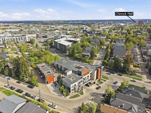 --89 34 Avenue Sw, Calgary, AB - Outdoor With View