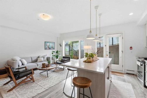 --89 34 Avenue Sw, Calgary, AB - Indoor