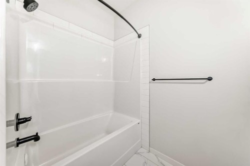 212 Lucas Place Nw, Calgary, AB 