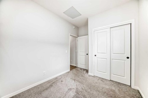 212 Lucas Place Nw, Calgary, AB 