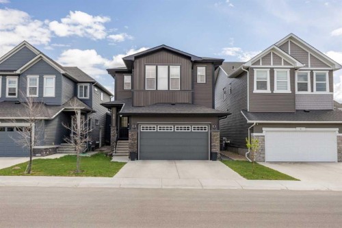 10 Evansfield Green Nw, Calgary, AB - Outdoor With Facade