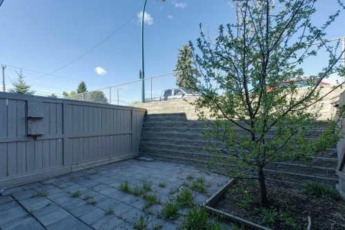 72-1055 72 Avenue Nw, Calgary, AB - Outdoor