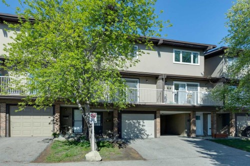 72-1055 72 Avenue Nw, Calgary, AB - Outdoor With Balcony With Facade