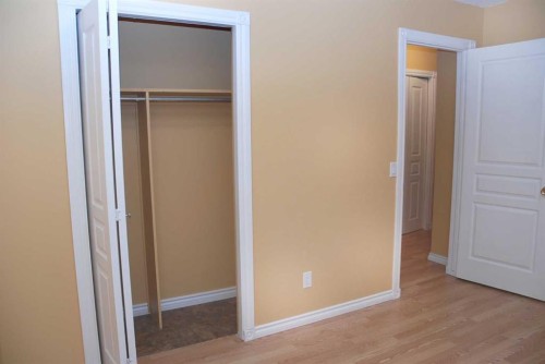 884 Rundlecairn Way Ne, Calgary, AB - Indoor Photo Showing Other Room
