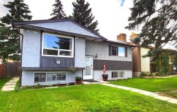 884 Rundlecairn Way NE Calgary, AB T1Y 2R7