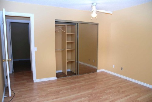 884 Rundlecairn Way Ne, Calgary, AB - Indoor Photo Showing Other Room
