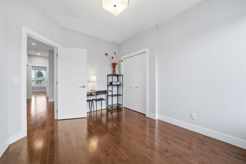 2018 37 Street Sw, Calgary, AB - Indoor Photo Showing Other Room
