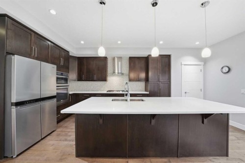 2018 37 Street Sw, Calgary, AB - Indoor Photo Showing Kitchen With Double Sink With Upgraded Kitchen