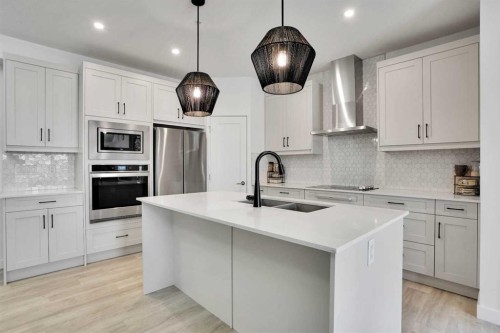 111-25 Walgrove Walk Se, Calgary, AB - Indoor Photo Showing Kitchen With Upgraded Kitchen
