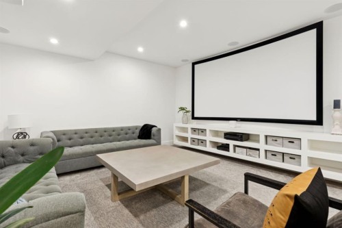 1424 27 Street Sw, Calgary, AB - Indoor Photo Showing Other Room