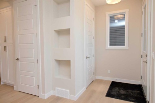 326 Sundown Road, Cochrane, AB 