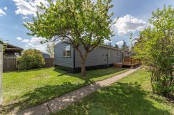 36 Big Hill Way SEAirdrie, AB T4A 1M7