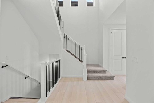 278 Creekstone Hill Sw, Calgary, AB 