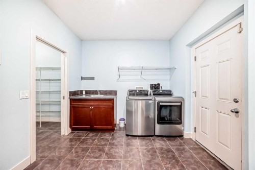 331 Royal Oak Heath Nw, Calgary, AB - Indoor Photo Showing Laundry Room