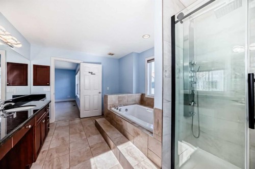 331 Royal Oak Heath Nw, Calgary, AB - Indoor Photo Showing Bathroom