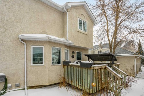 76 Sunlake Gardens Se, Calgary, AB - Outdoor With Exterior