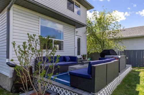 158 Saratoga Close Ne, Calgary, AB - Outdoor With Deck Patio Veranda With Exterior