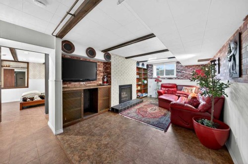 227 Martell Road Ne, Calgary, AB 