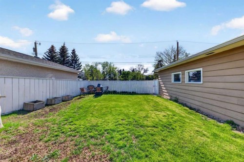 227 Martell Road Ne, Calgary, AB 