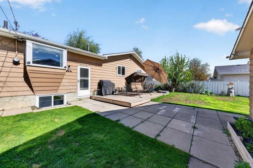 227 Martell Road Ne, Calgary, AB 