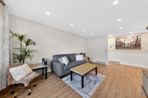 227 Martell Road Ne, Calgary, AB 