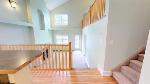 215 10 Avenue Ne, Calgary, AB 
