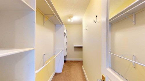 215 10 Avenue Ne, Calgary, AB 