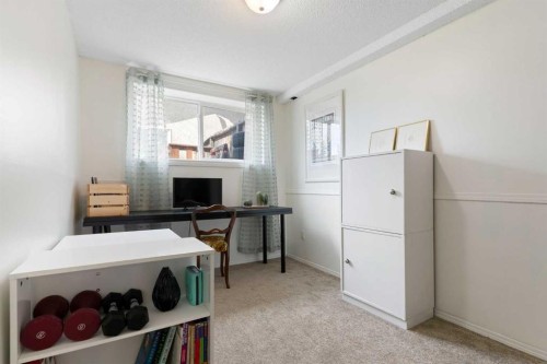 7612 35 Avenue Nw, Calgary, AB - Indoor Photo Showing Office