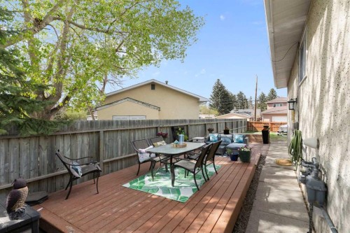 7612 35 Avenue Nw, Calgary, AB - Outdoor With Deck Patio Veranda With Exterior
