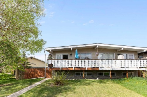 7612 35 Avenue Nw, Calgary, AB - Outdoor With Deck Patio Veranda