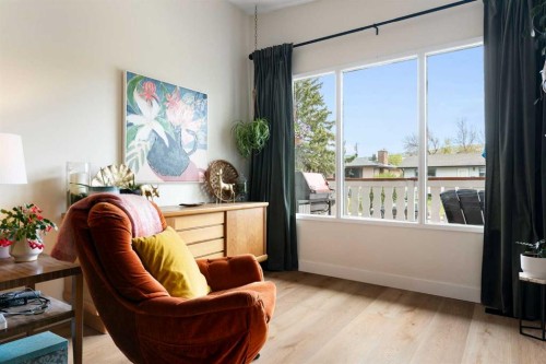 7612 35 Avenue Nw, Calgary, AB - Indoor
